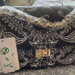 Black bandana patterned purse
